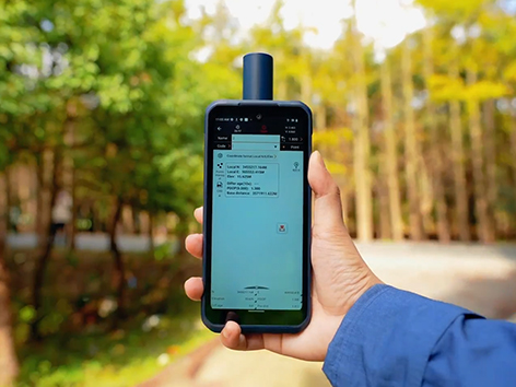 lt60h-professional-smartphone-gnss-rtk-chcnav